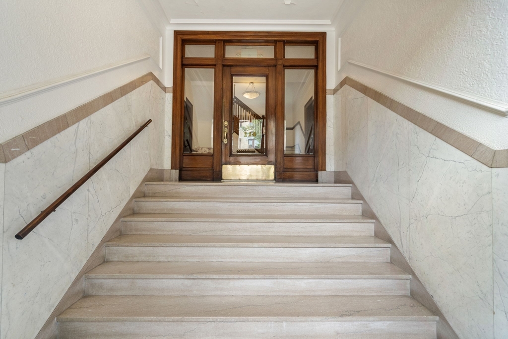 114 St Paul Street, Unit 5 Brookline, MA 02446 - Photo 2 of 22 a view of entryway