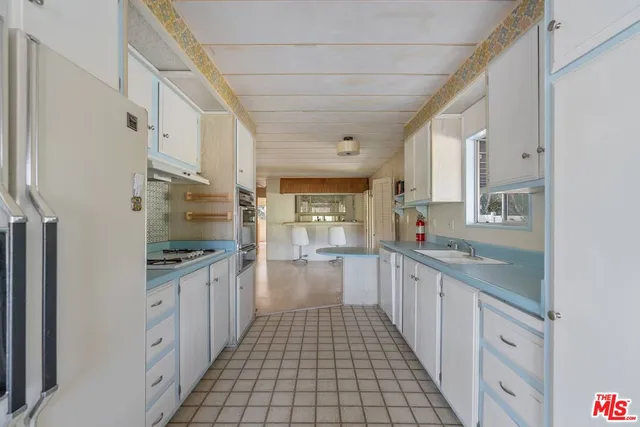 $199,000 | 23777 Mulholland Highway, Unit 89, Calabasas, CA 91302