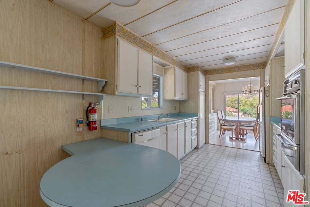 23777 Mulholland Highway, Unit 89 Calabasas, CA 91302 - Photo 13 of 38