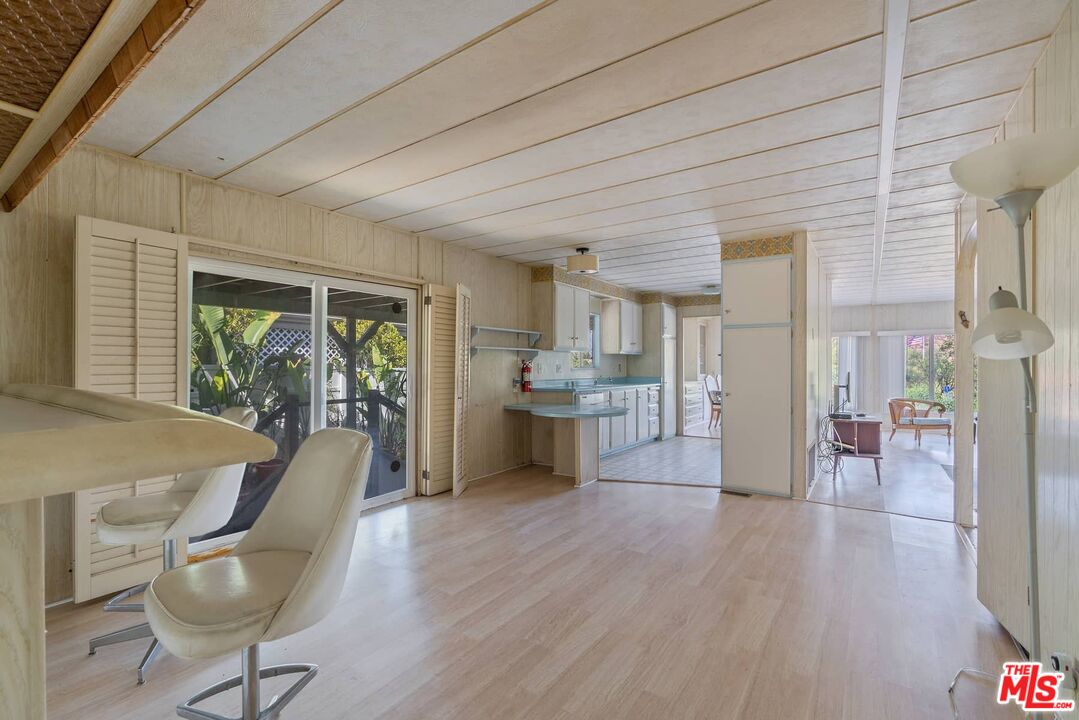 23777 Mulholland Highway, Unit 89 Calabasas, CA 91302 - Photo 14 of 38