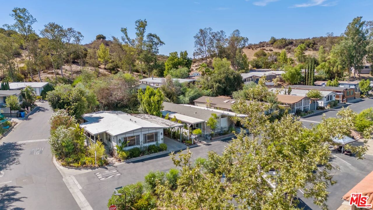 23777 Mulholland Highway, Unit 89 Calabasas, CA 91302 - Photo 2 of 38