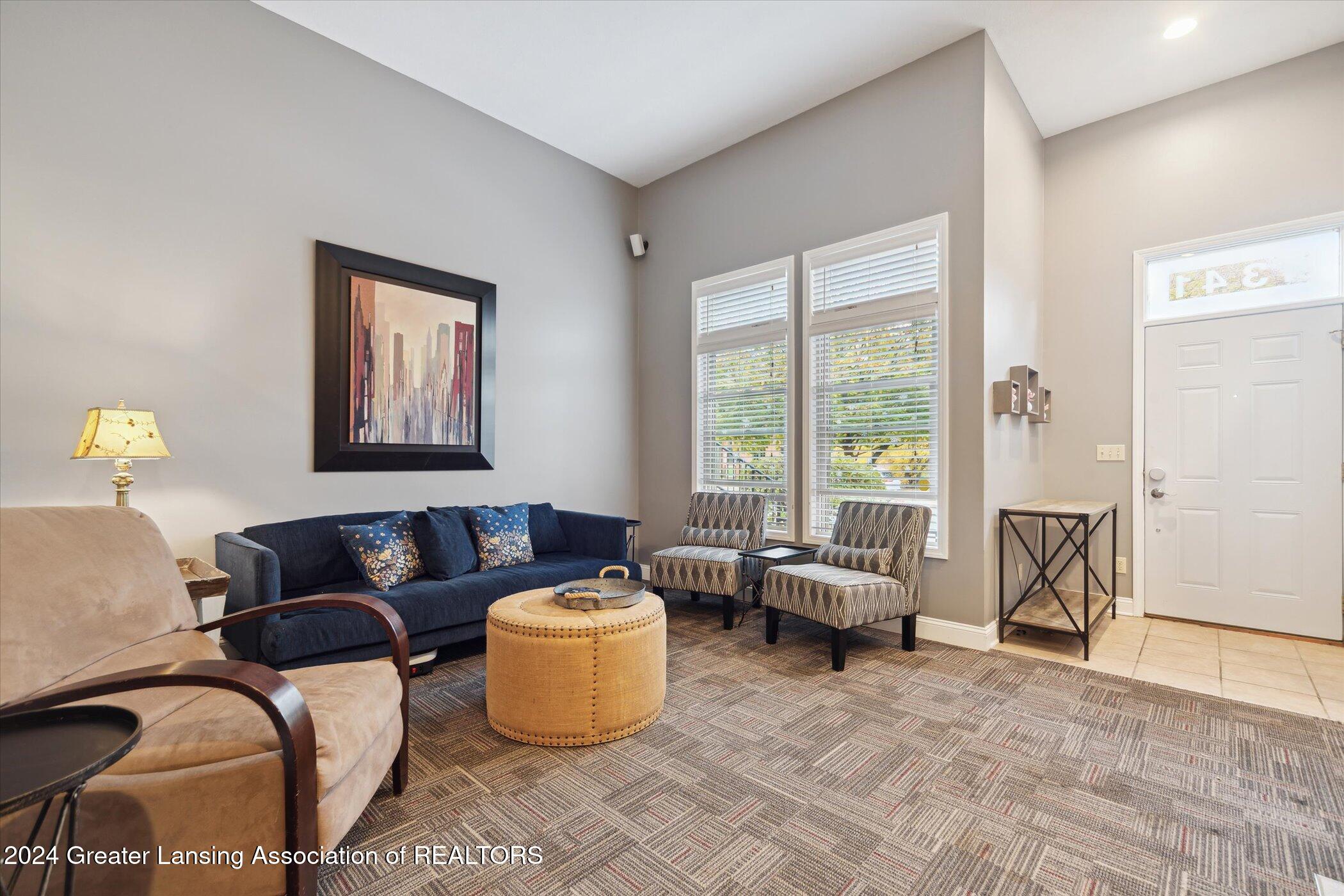 06-1341-Turner-Rd-Lansing-MI-48906-Windo