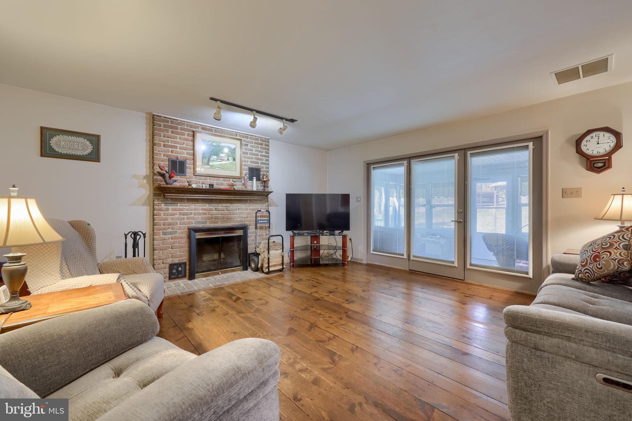 5047 Ore Bank Road York, PA 17406 - Photo 11 of 58