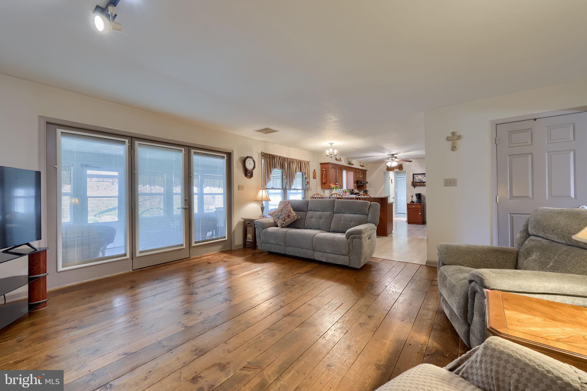 5047 Ore Bank Road York, PA 17406 - Photo 13 of 58