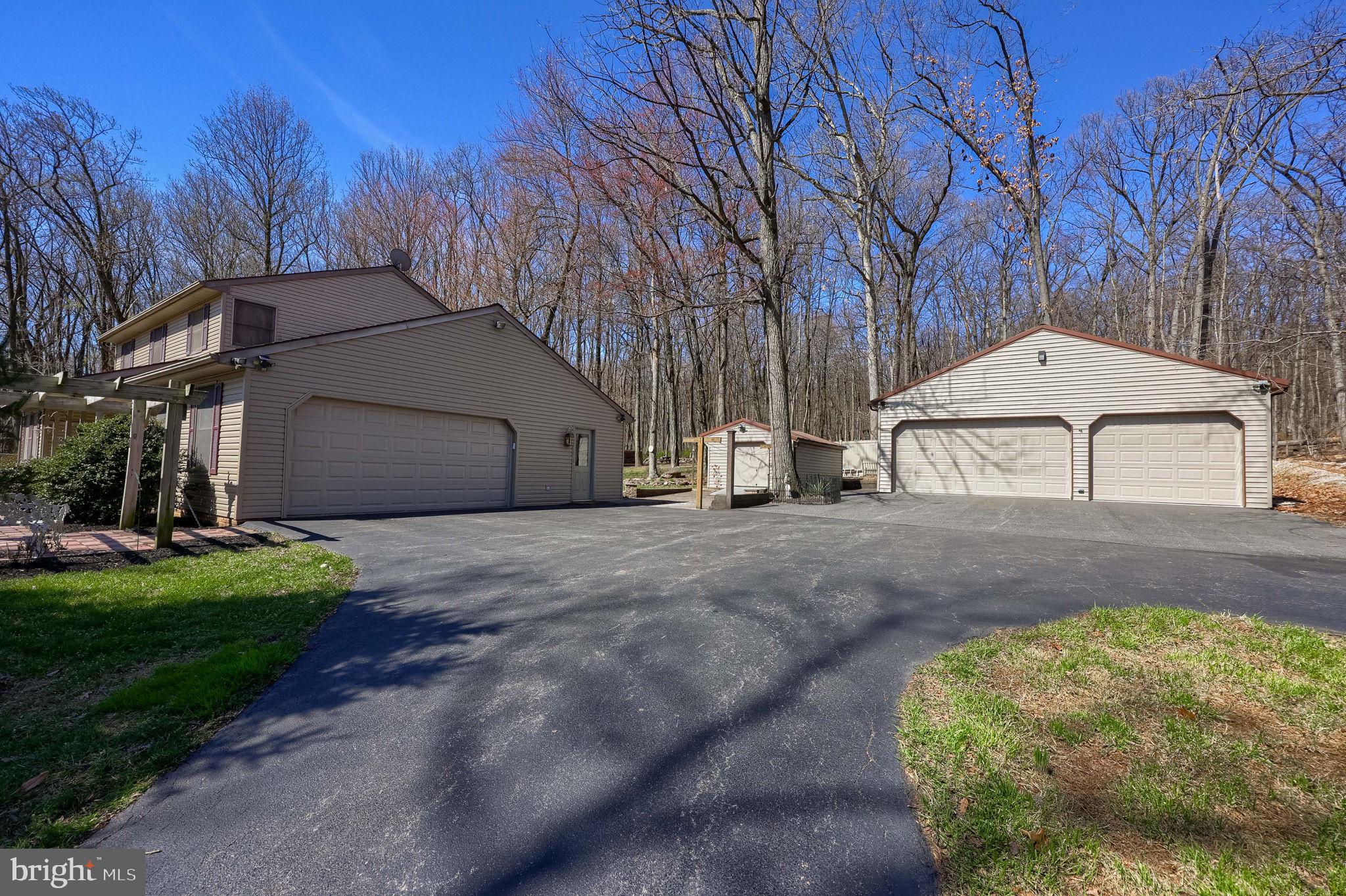 5047 Ore Bank Road York, PA 17406 - Photo 4 of 58