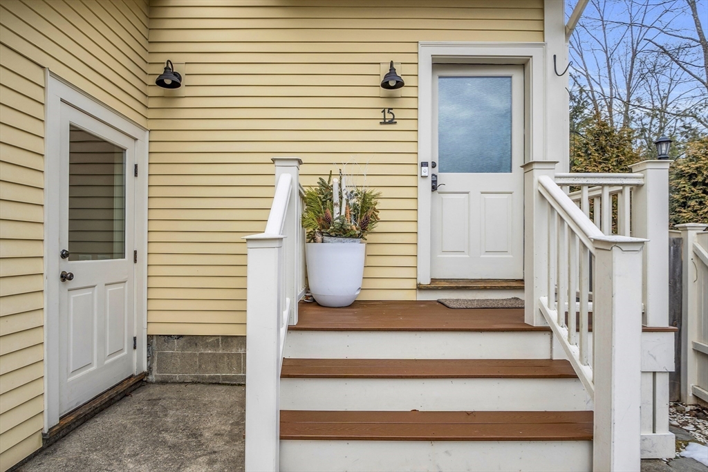 15 Fletcher Road, Unit 15 Bedford, MA 01730 - Photo 5 of 40 Gallery Image 5