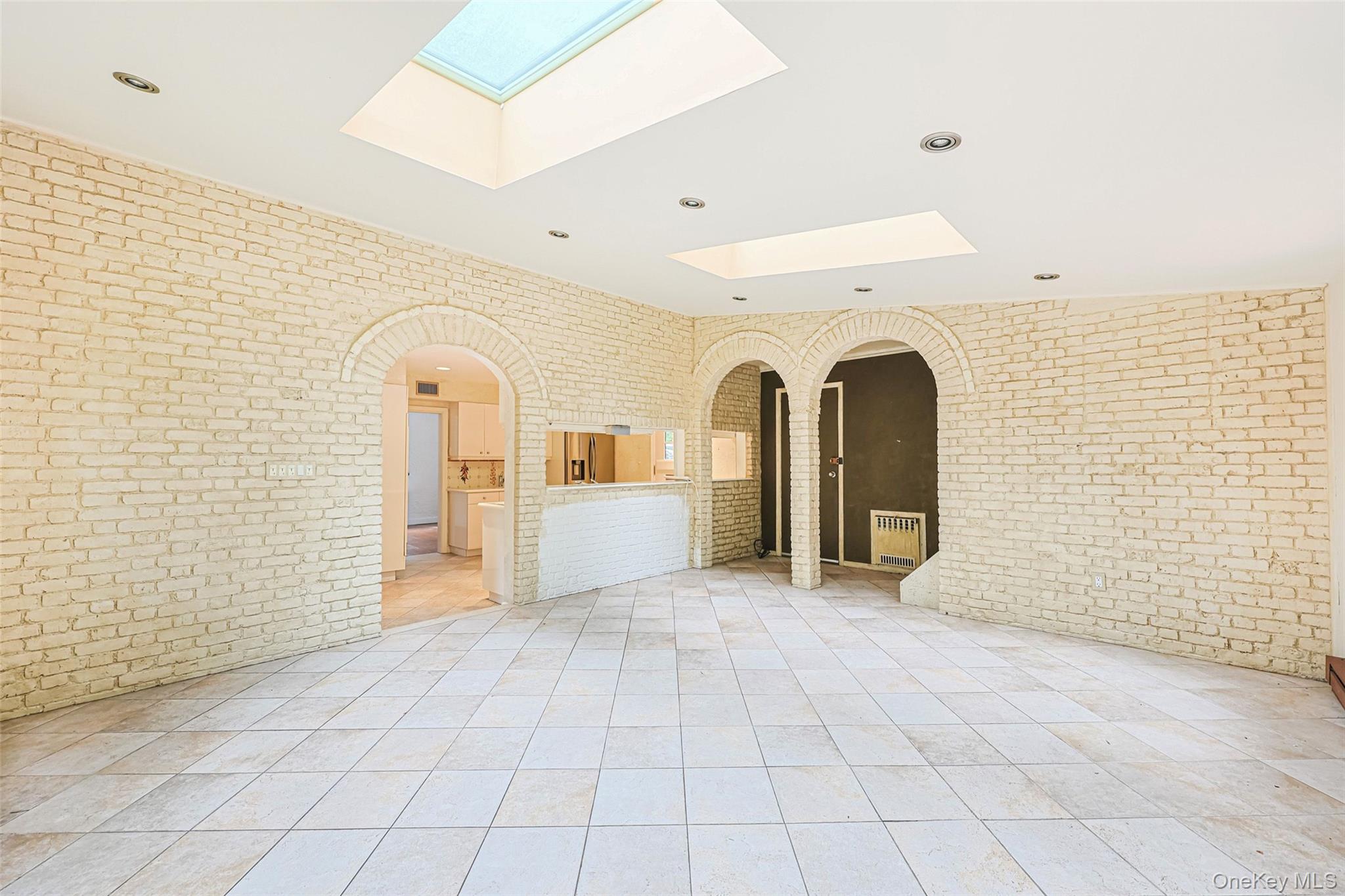 3 Buckingham Place Great Neck, NY 11021 - Photo 15 of 28 a view of entryway with white walls