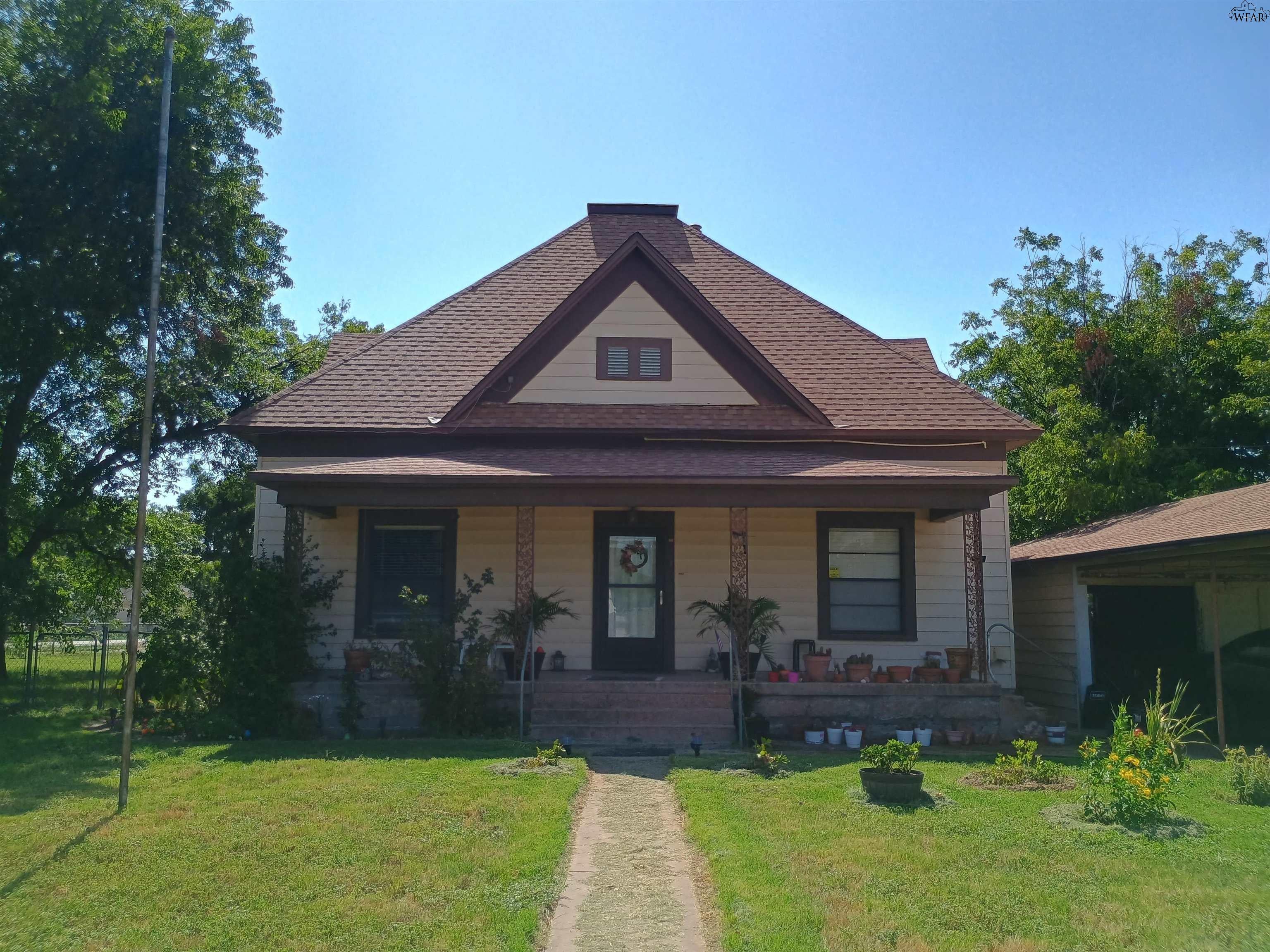 903 Plainview Road Seymour, TX 76380 - Photo 1 of 22 Gallery Image 1