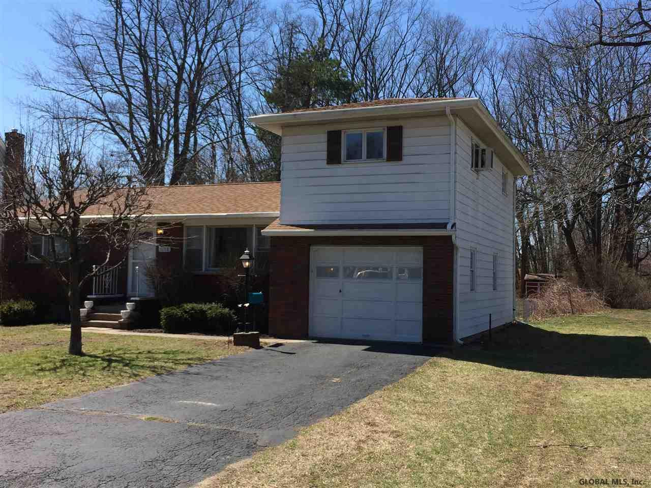 1108 Fort Hunter Road Rotterdam, NY 12303 - Photo 3 of 22 Photo 3