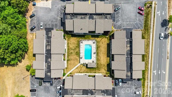 $189,900 | 140 Lake Concord Road Northeast, Unit D10, Concord, NC 28025