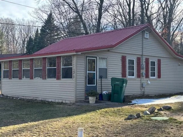 $84,900 | 3385 Woods Road, Harrison, MI 48625