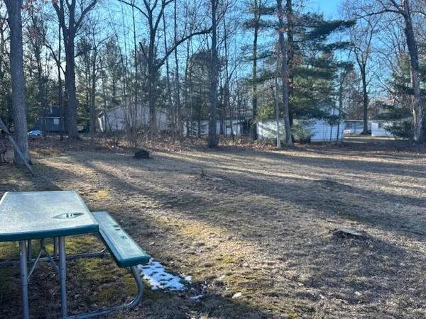 $84,900 | 3385 Woods Road, Harrison, MI 48625