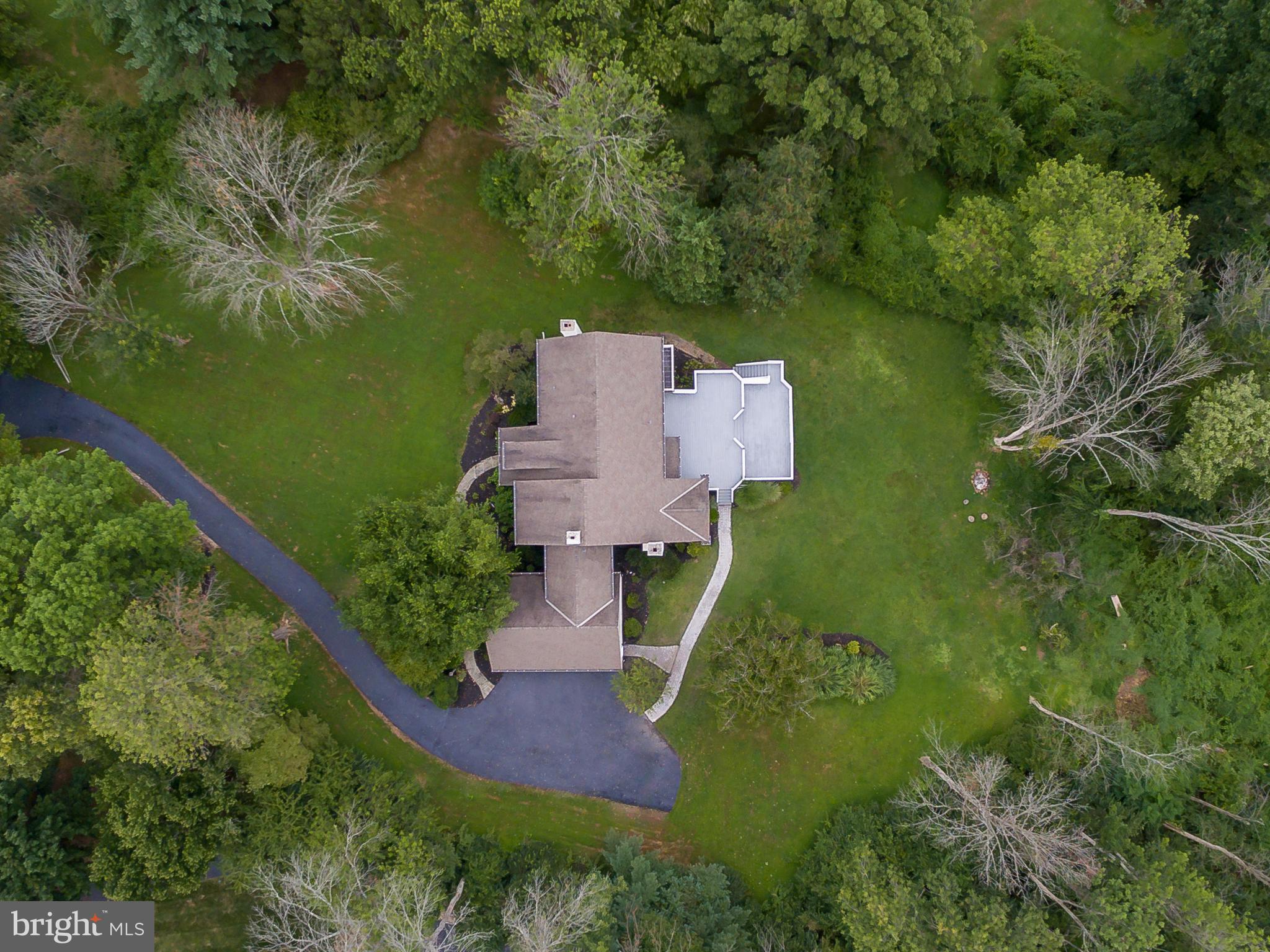 41 Old Covered Bridge Road Newtown Square, PA 19073 - Photo 4 of 58