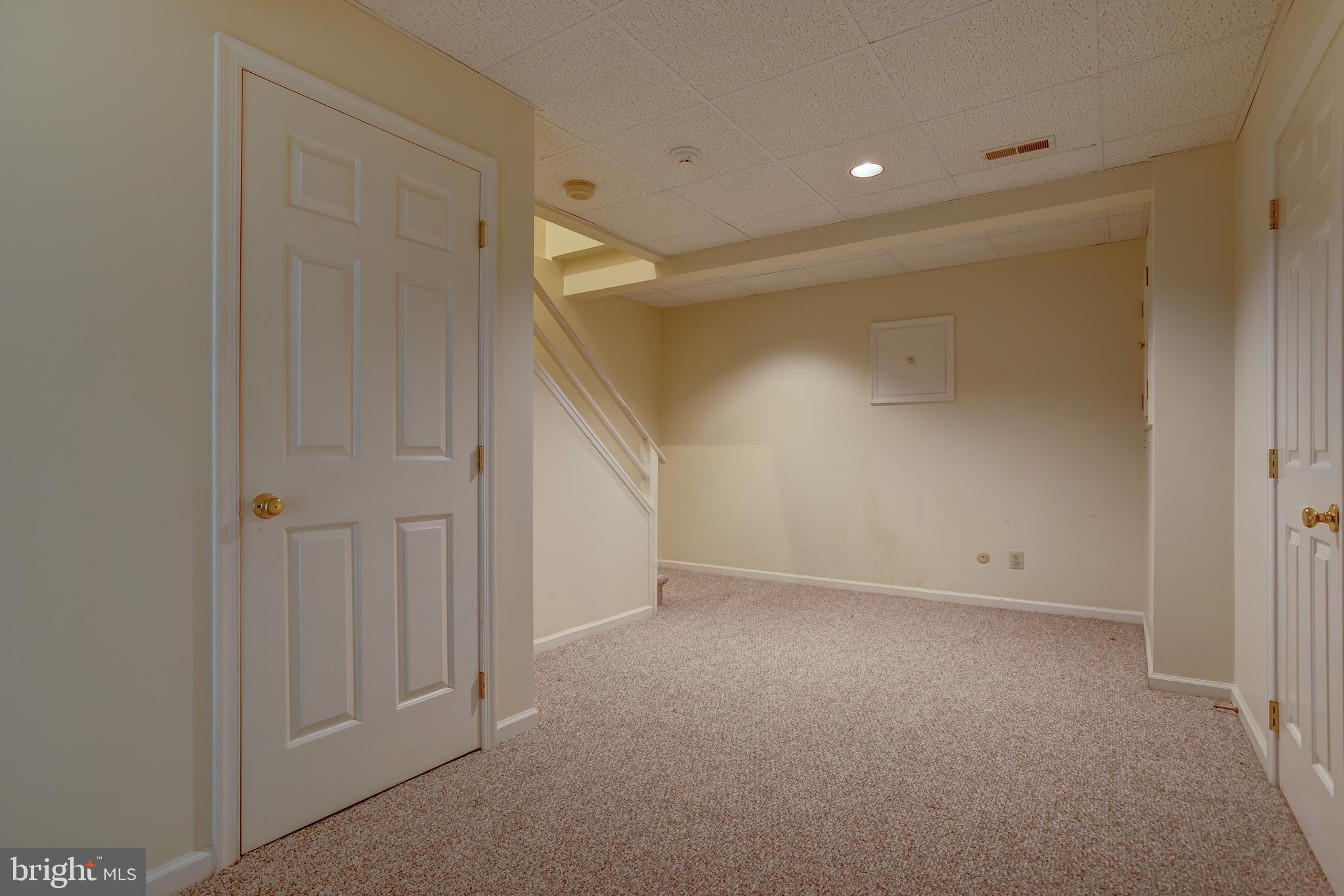 41 Old Covered Bridge Road Newtown Square, PA 19073 - Photo 46 of 58 a view of an empty room