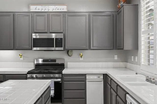 $739,000 | 816 Noontide Way, Oxnard, CA 93035