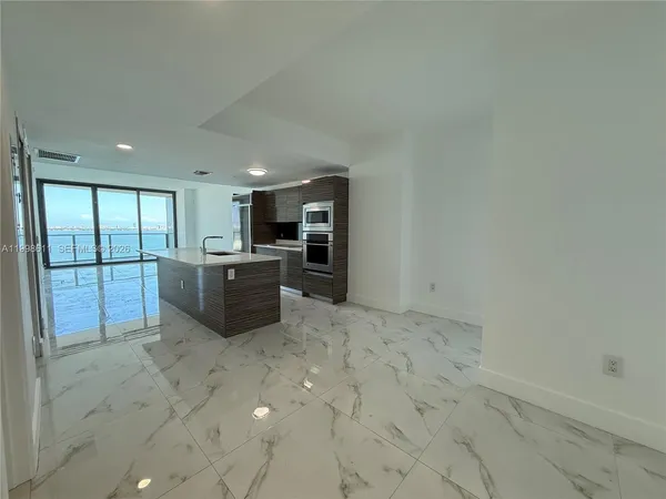 $4,500 | 460 Northeast 28th Street, Unit 1603, Miami, FL 33137
