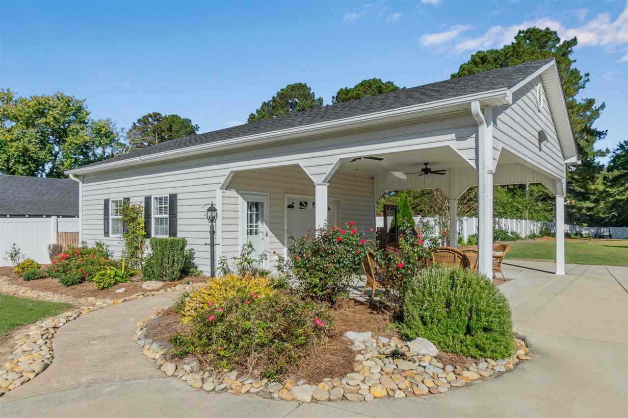 710 Packing Plant Road Smithfield, NC 27577 - Photo 6 of 30 Great for pool house, storage or entertainment purposes Detached Garage