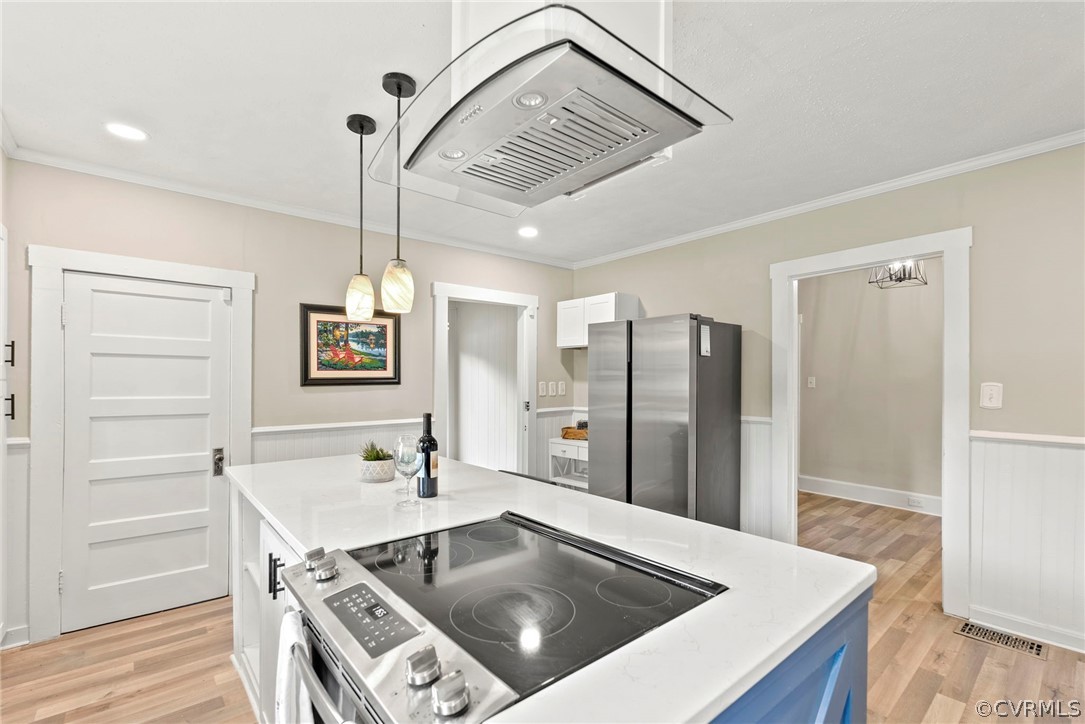 2510 Broad St Road Gum Spring, VA 23065 - Photo 11 of 44 a kitchen with stainless steel appliances granite countertop a sink a stove and a refrigerator