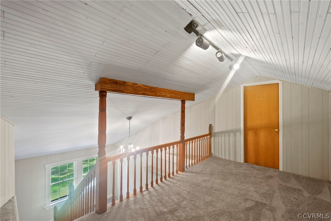 2510 Broad St Road Gum Spring, VA 23065 - Photo 34 of 44 a view of a hallway