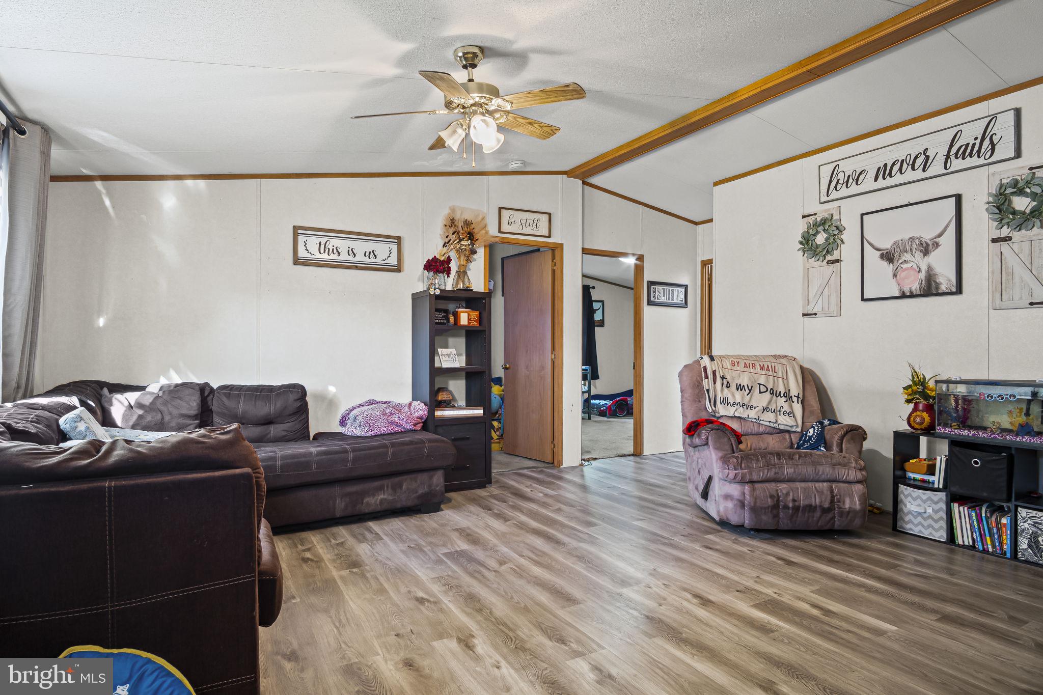 70 Pine Road Newville, PA 17241 - Photo 3 of 27 a living room with furniture