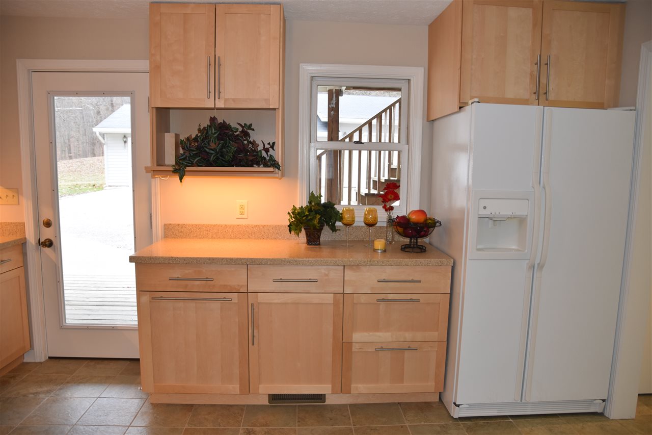 3900 East Ramp Creek Road Bloomington, IN 47401 - Photo 9 of 17