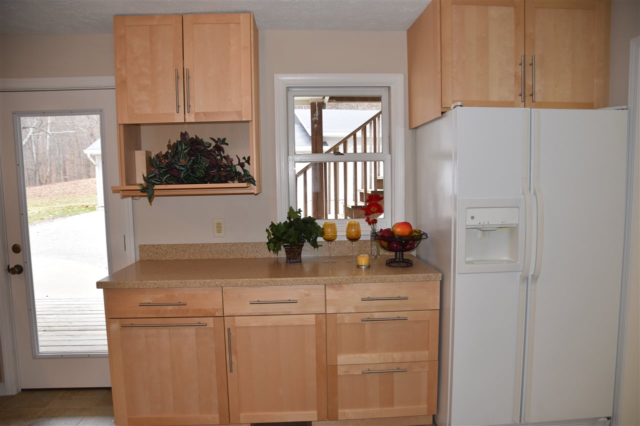 3900 East Ramp Creek Road Bloomington, IN 47401 - Photo 10 of 17
