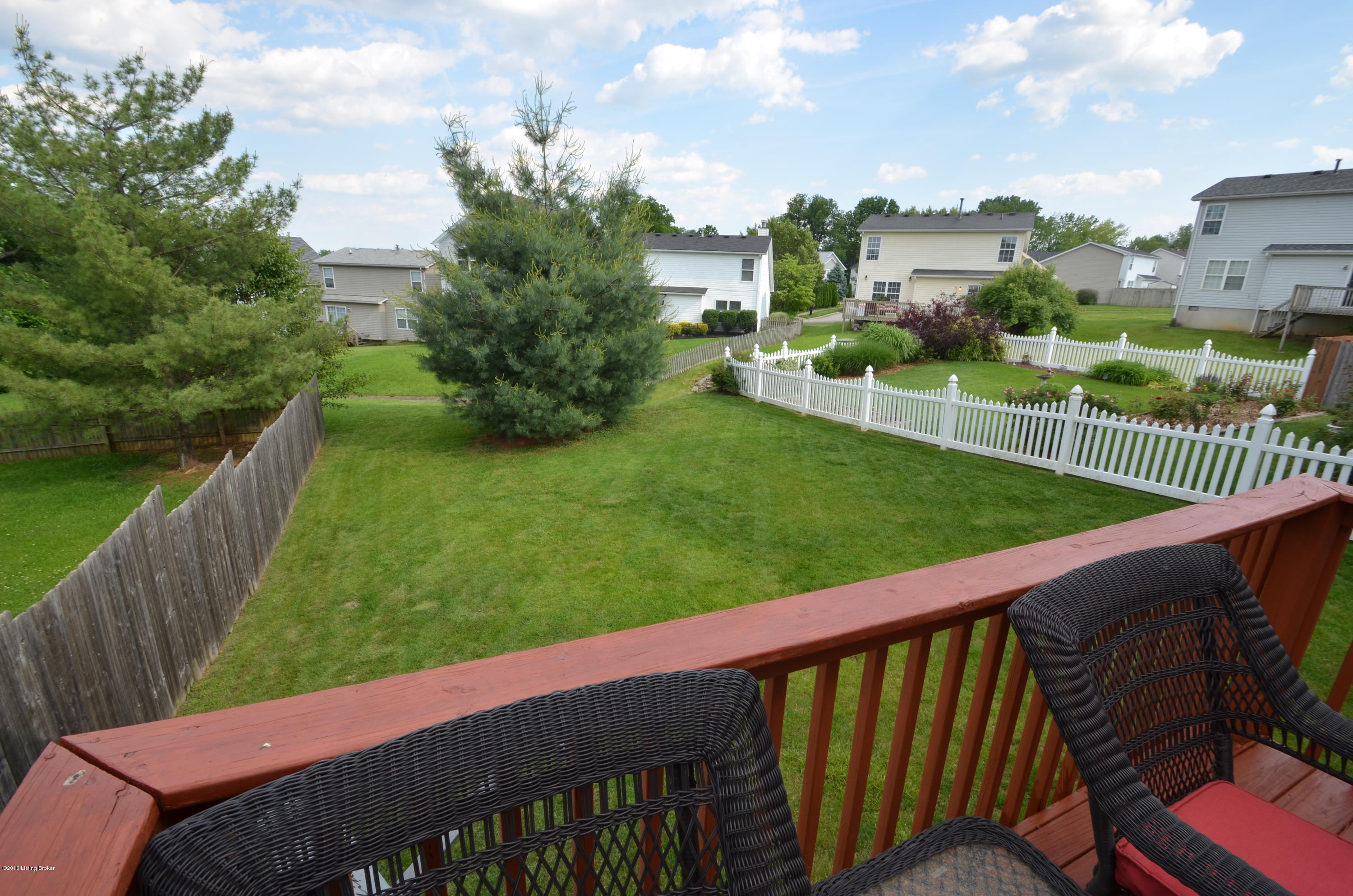 10704 Bayport Road Louisville, KY 40299 - Photo 24 of 25 DSC_0130