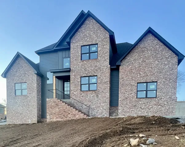 $585,000 | 265 Bridle Path Lane, Hartsville, TN 37074