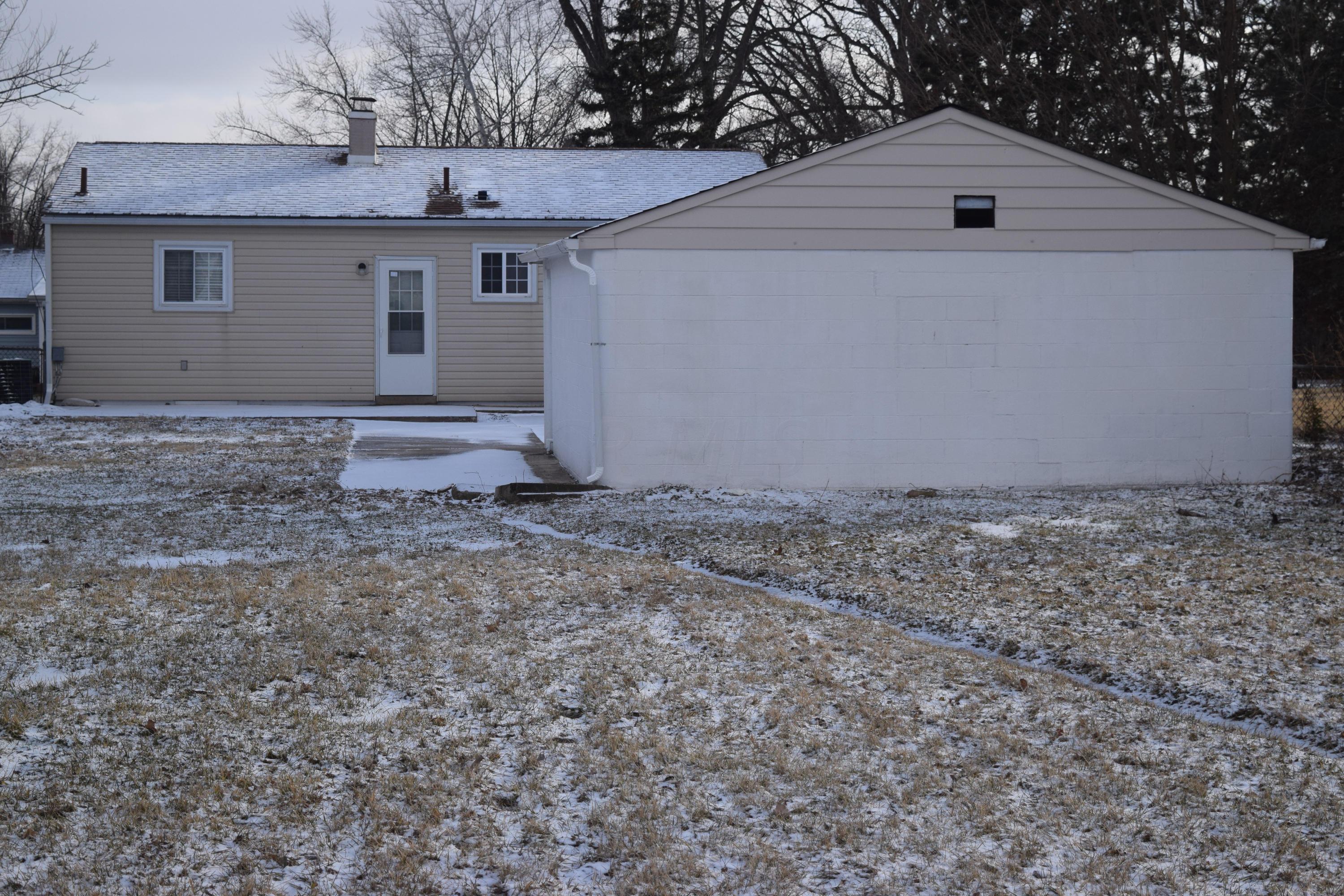1840 Lehner Road Columbus, OH 43224 - Photo 7 of 27 Gallery Image 7
