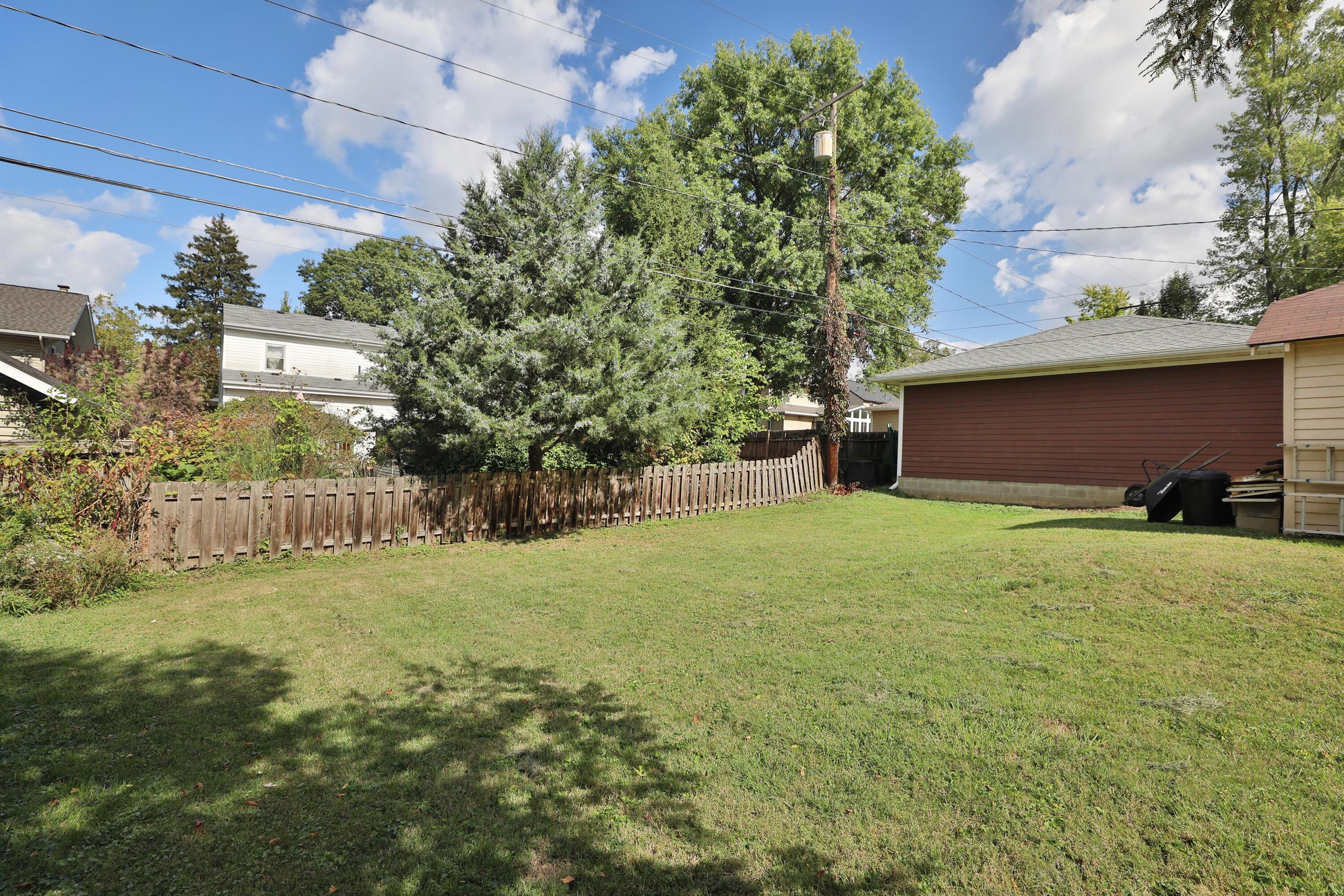 216 Chatham Road Columbus, OH 43214 - Photo 37 of 41 Gallery Image 37