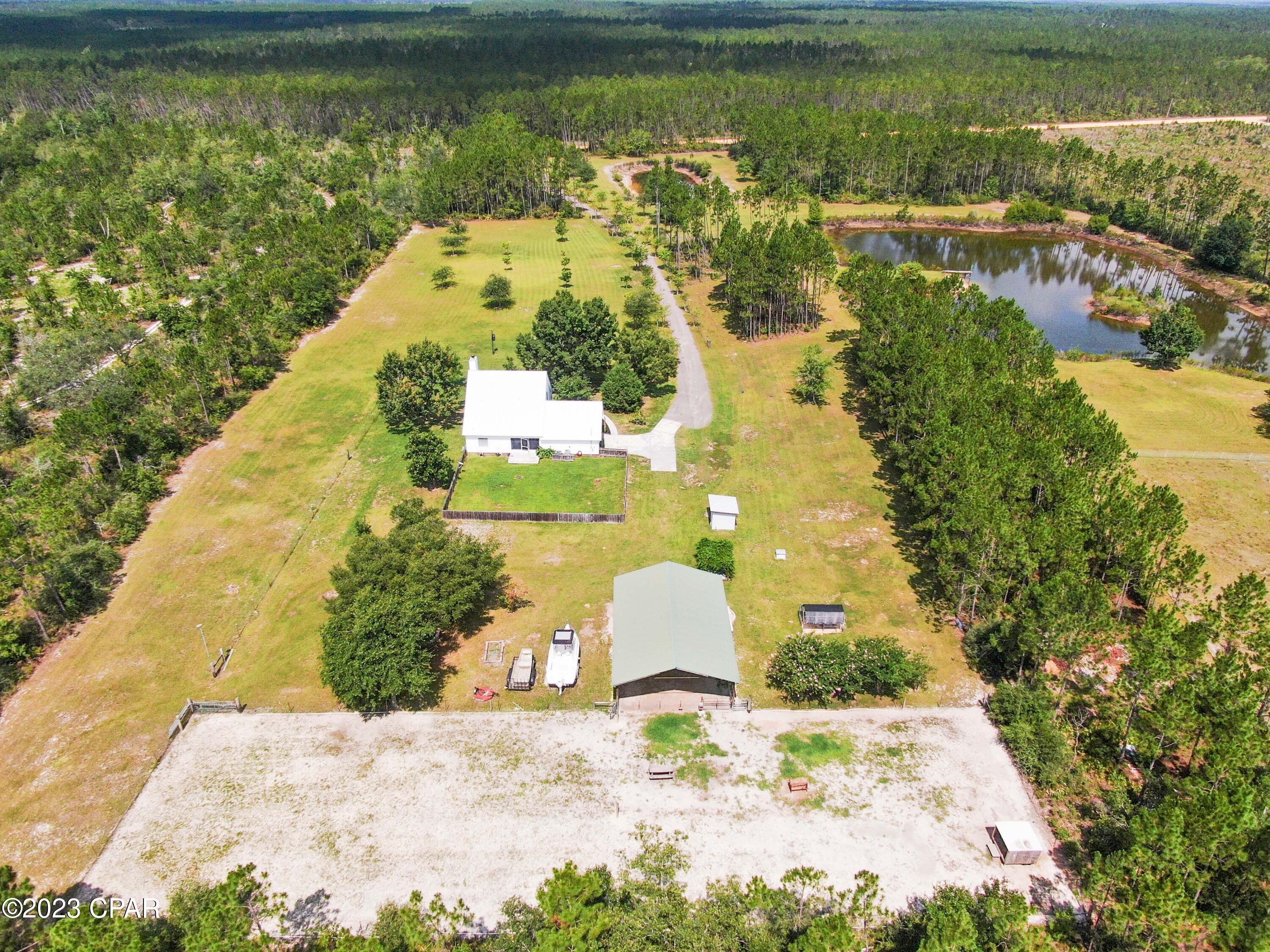13606 Enfinger Road Youngstown, FL 32466 - Photo 10 of 58 Gallery Image 10
