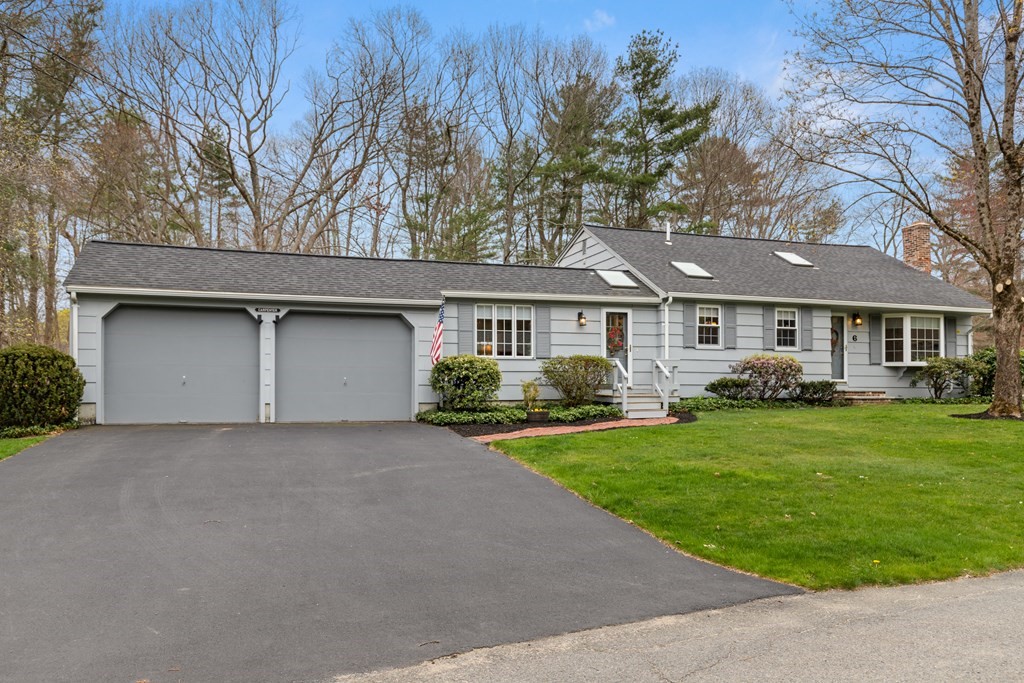 6 Berwick Road Easton, MA 02375 - Photo 2 of 35