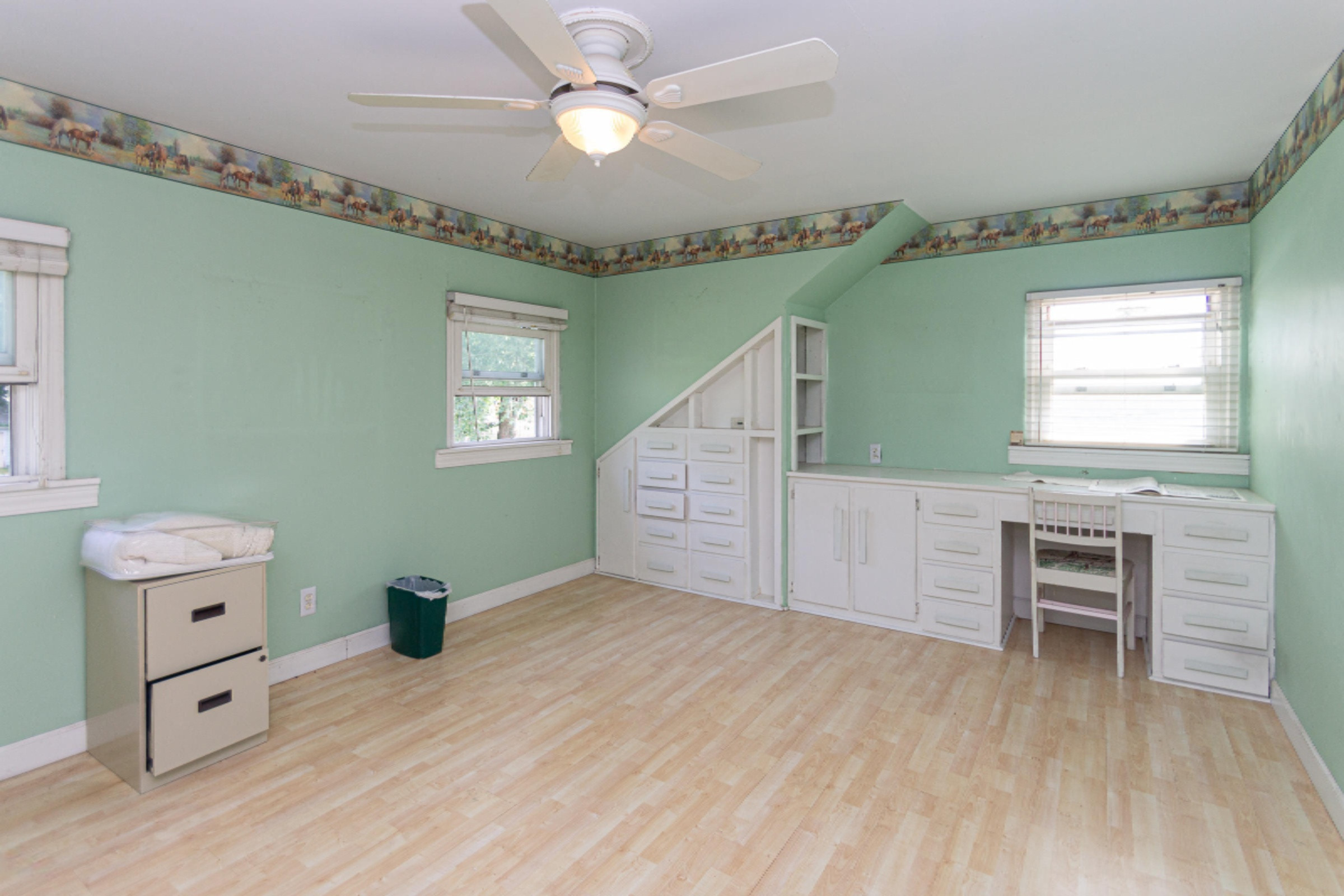 607 West Broadway Street Three Rivers, MI 49093 - Photo 17 of 28 607 W Broadway Ave-117