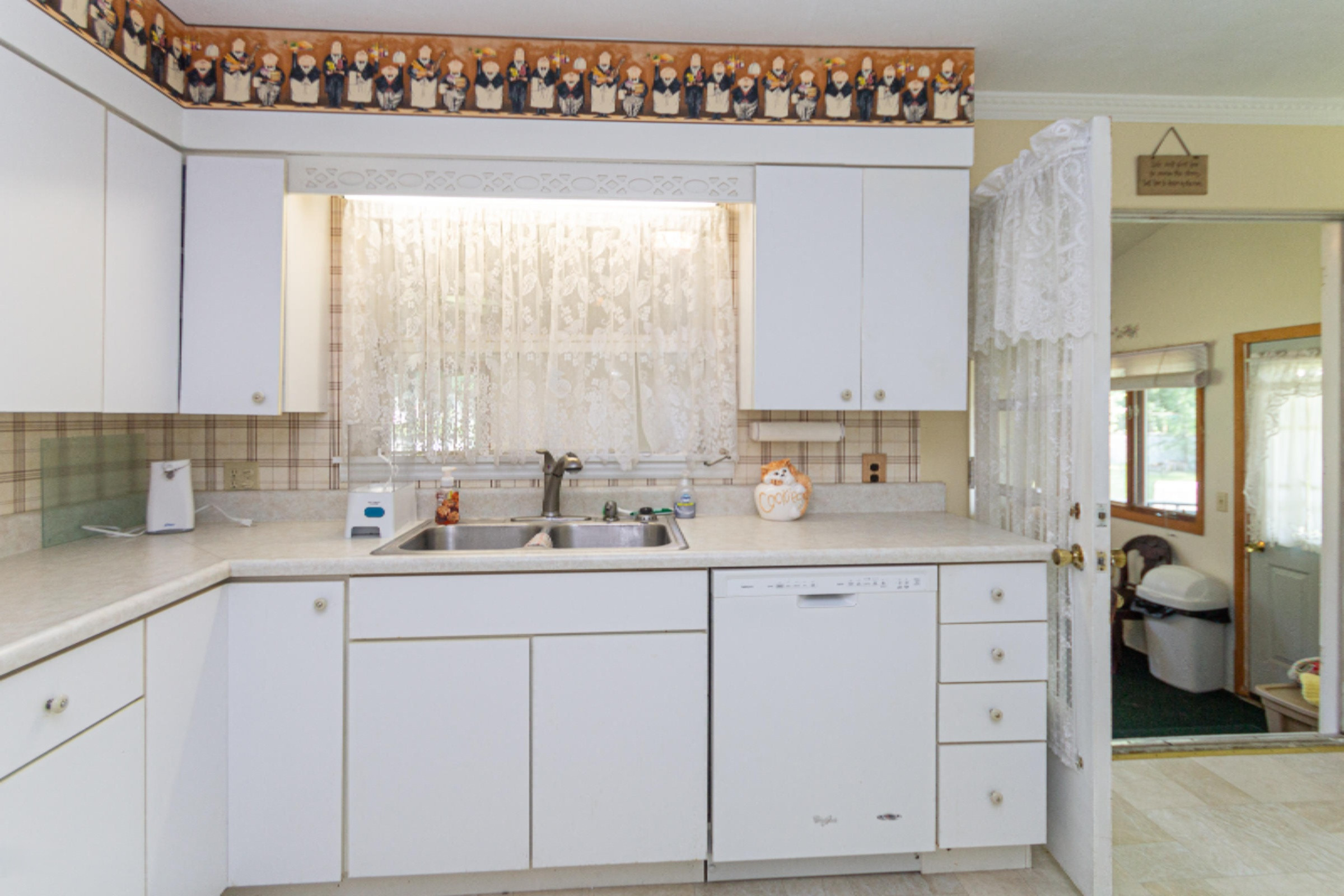 607 West Broadway Street Three Rivers, MI 49093 - Photo 10 of 28 607 W Broadway Ave-110