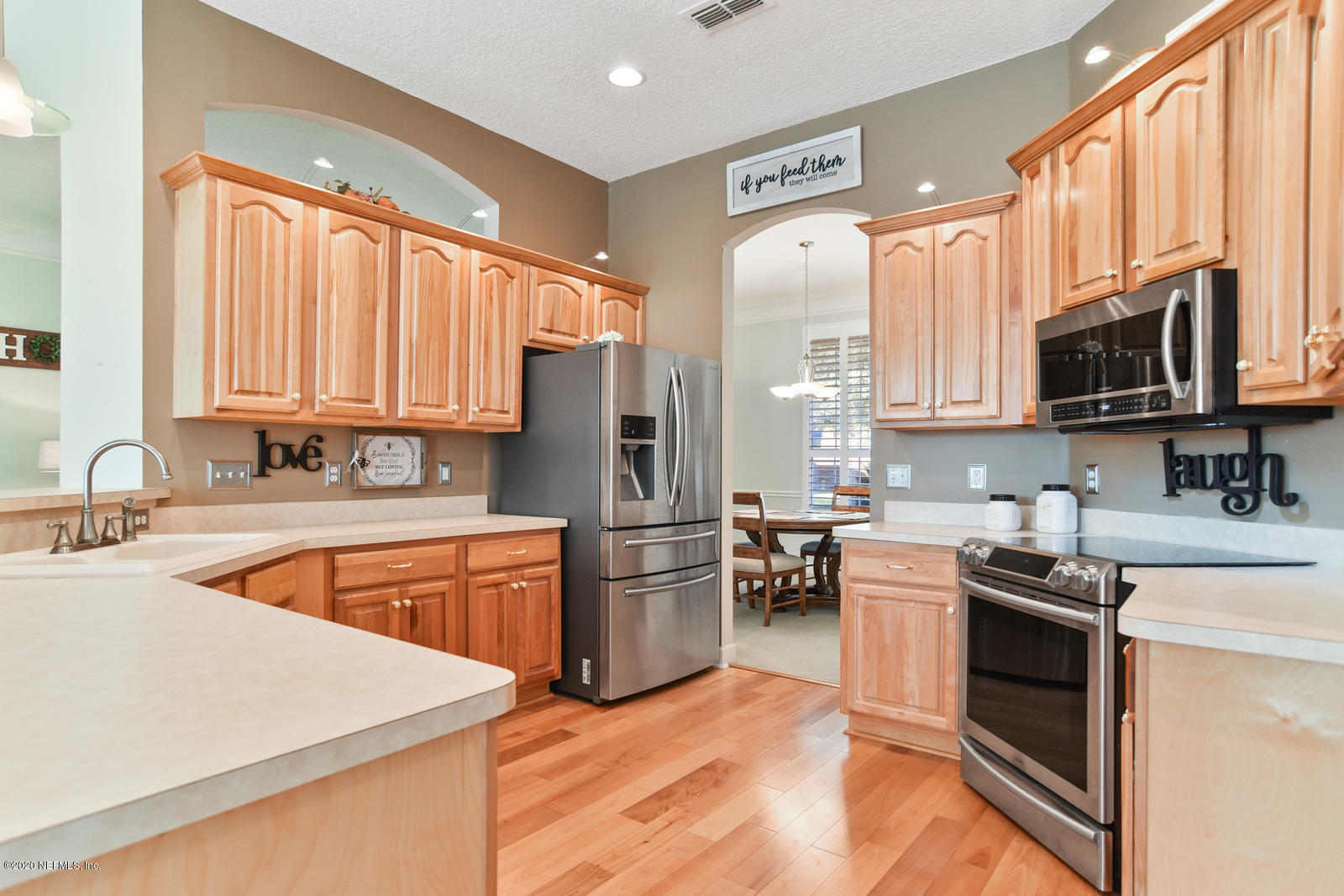 10910 Crichton Road Jacksonville, FL 32221 - Photo 9 of 31 Kitchen