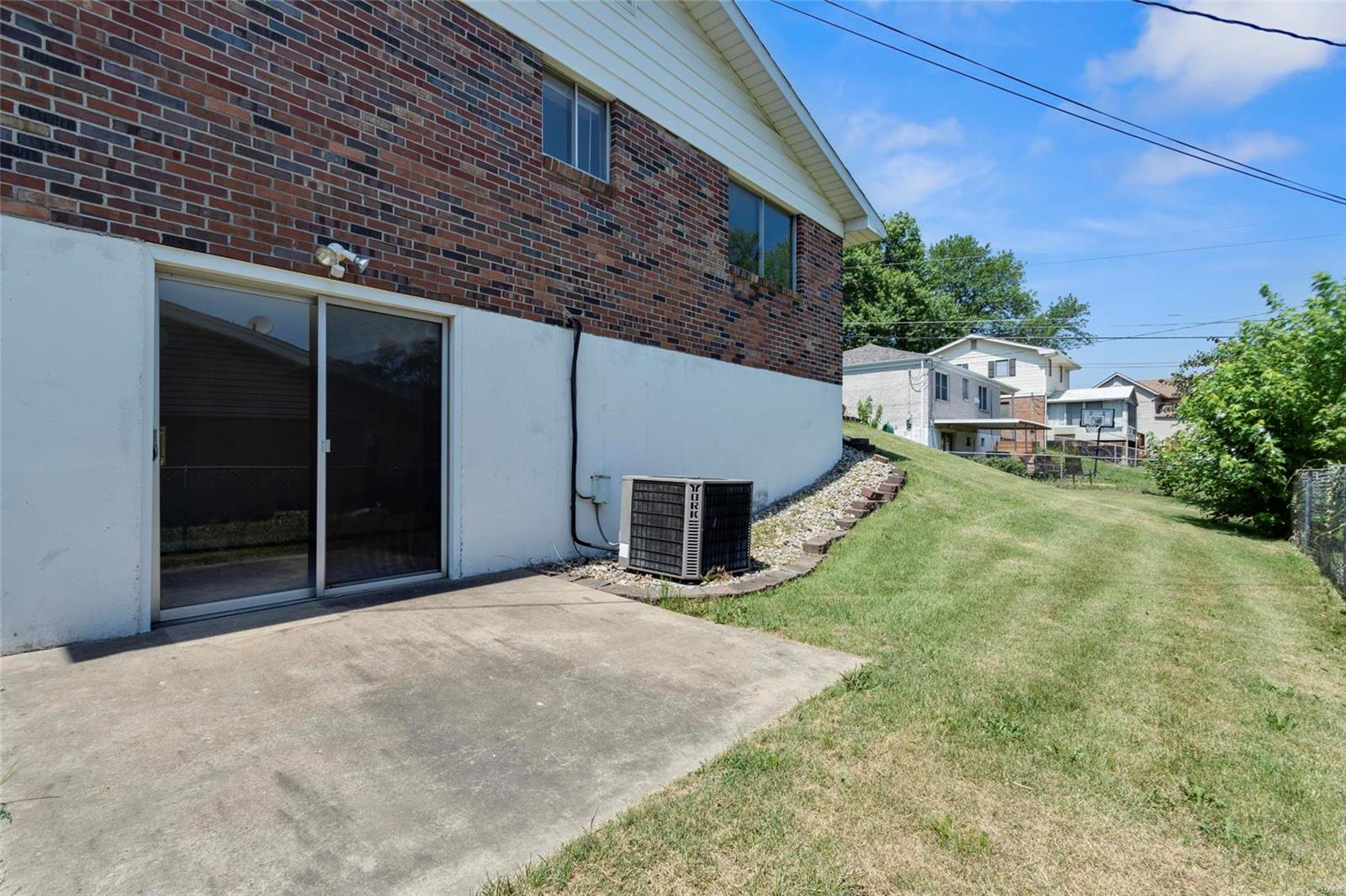 4901 Mattis Road St. Louis, MO 63128 - Photo 22 of 29 Gallery Image 22