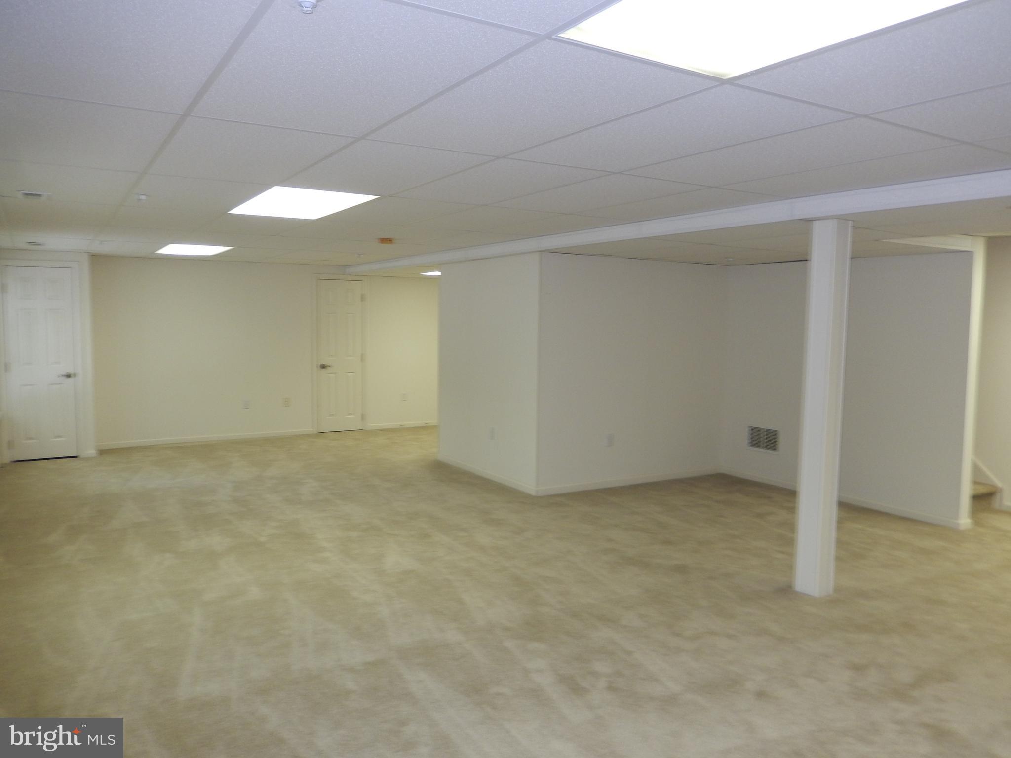 1293 Country Club Drive Springfield, PA 19064 - Photo 29 of 33
