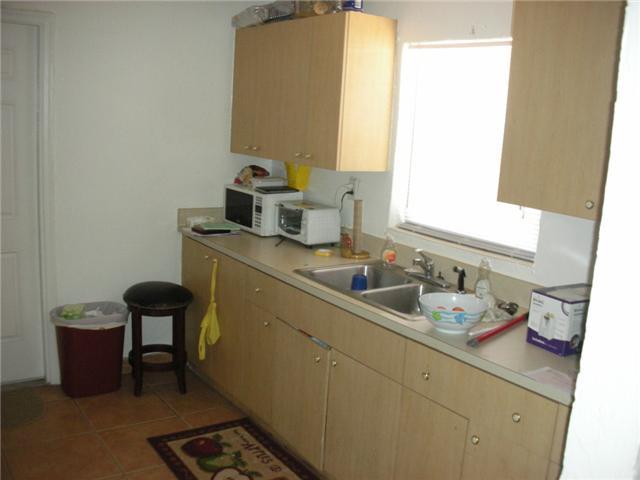 617 West 9th Street Riviera Beach, FL 33404 - Photo 6 of 7 Additional Photo