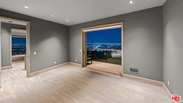 $4,995,000 | 1600 Viewmont Drive, Los Angeles, CA 90069