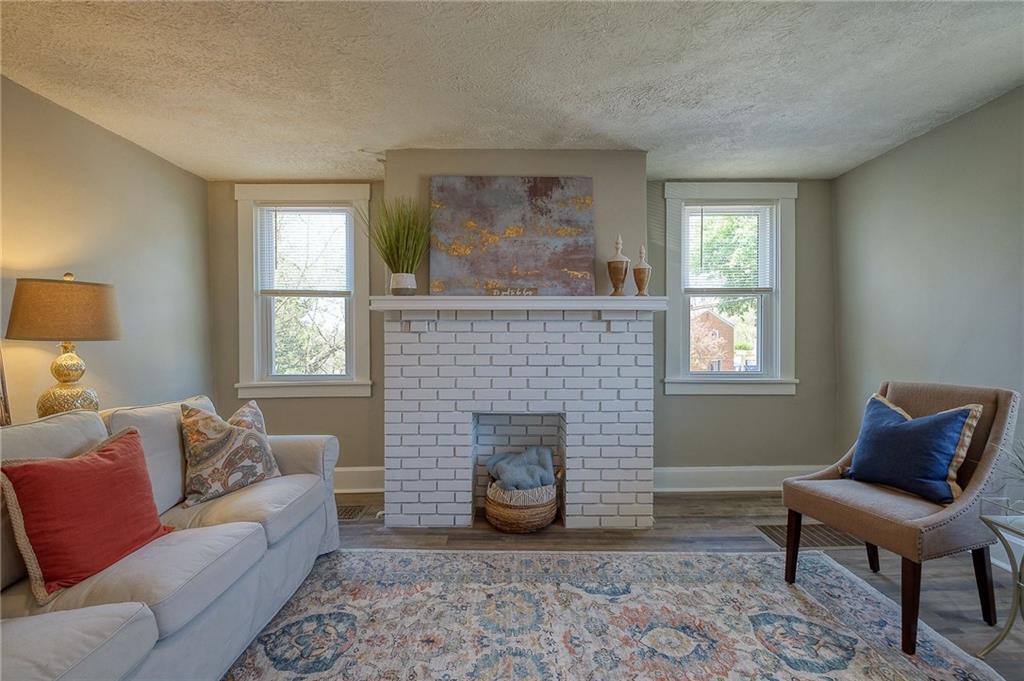 6690 Poketa Road Verona, PA 15147 - Photo 3 of 25 Gallery Image 3