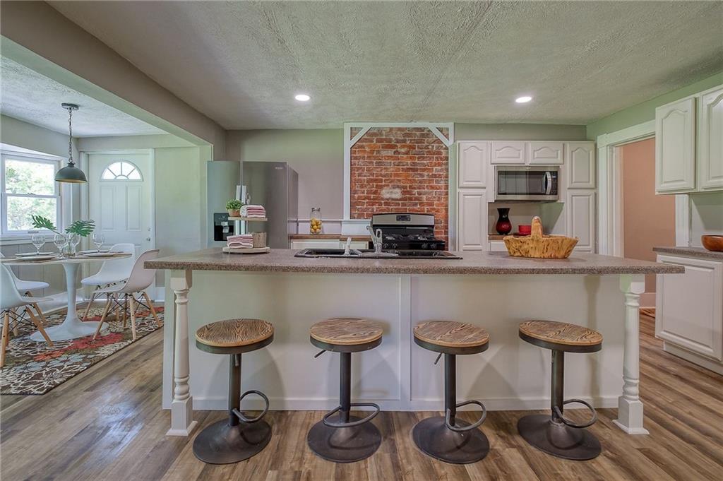6690 Poketa Road Verona, PA 15147 - Photo 7 of 25 Gallery Image 7