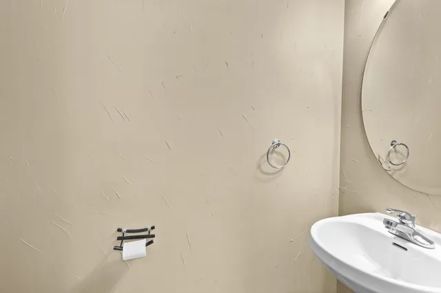 $284,900 | 5617 138th Street North, Hugo, MN 55038