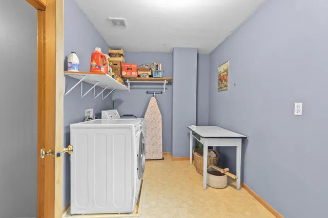 $284,900 | 5617 138th Street North, Hugo, MN 55038