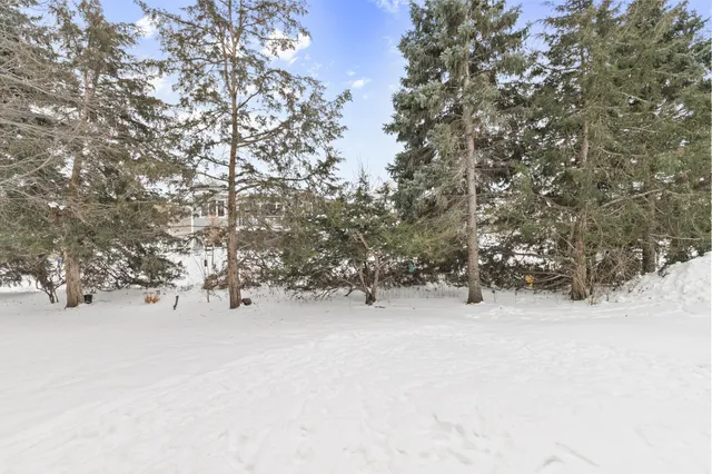 $284,900 | 5617 138th Street North, Hugo, MN 55038