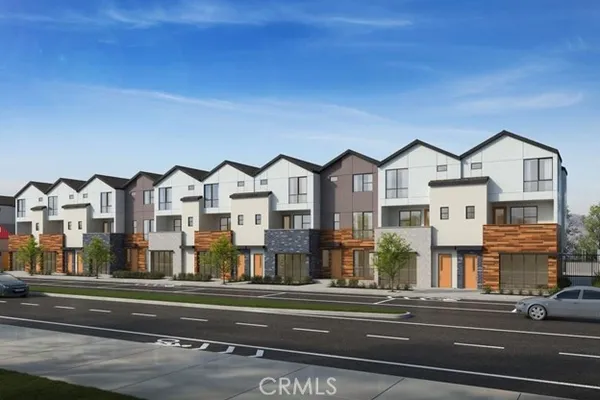 $749,990 | 5876 Linden, Unit 2, Long Beach, CA 90805