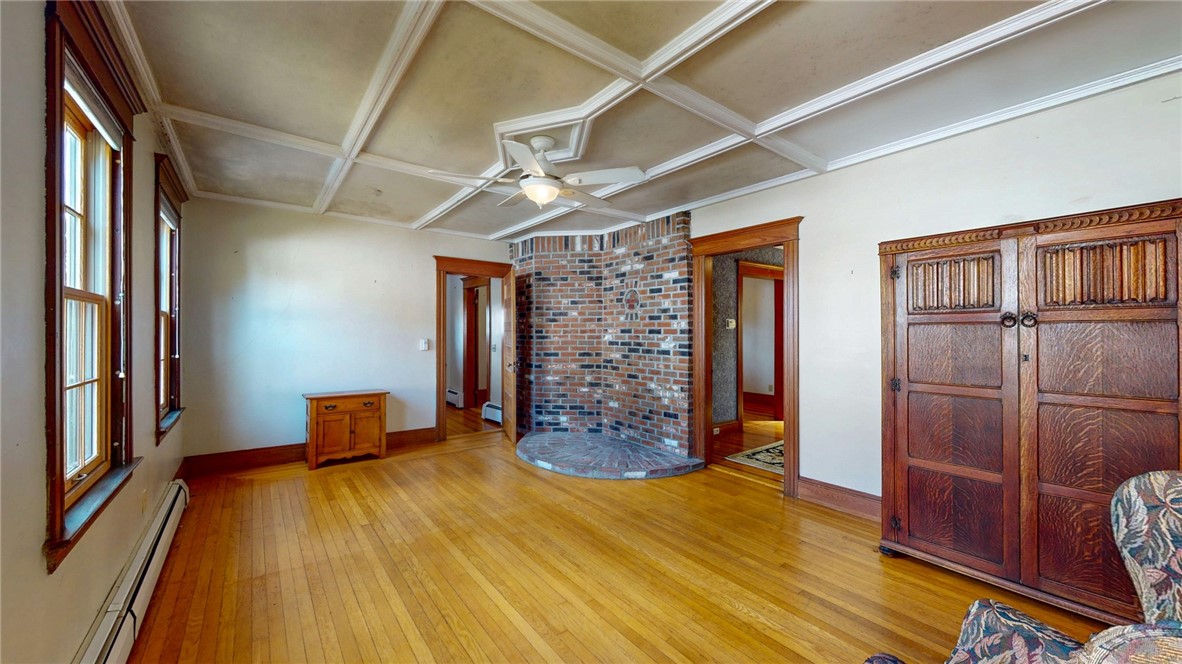 37 Woodlund Avenue Westerly, RI 02891 - Photo 11 of 45 Den/ Family Room