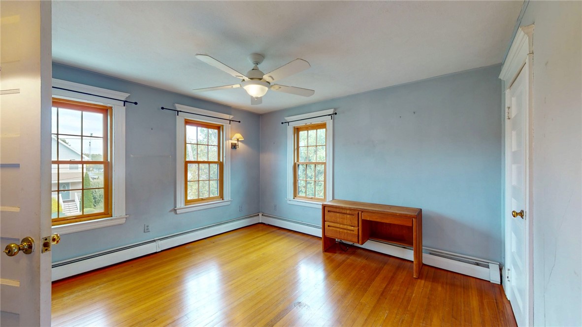 37 Woodlund Avenue Westerly, RI 02891 - Photo 24 of 45 Bedroom 2