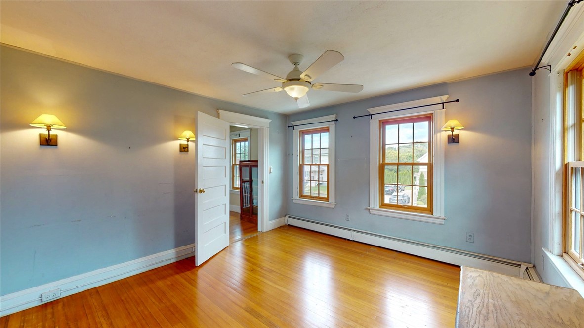 37 Woodlund Avenue Westerly, RI 02891 - Photo 25 of 45 Bedroom 2