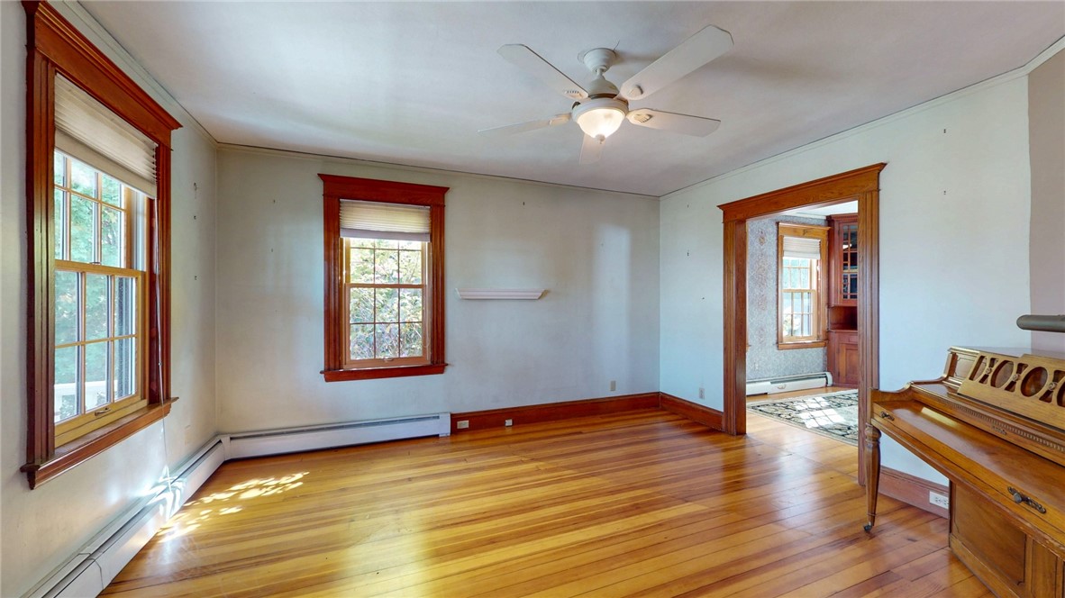 37 Woodlund Avenue Westerly, RI 02891 - Photo 7 of 45 Living Room