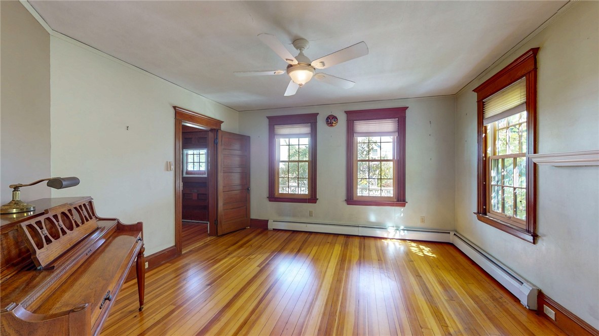 37 Woodlund Avenue Westerly, RI 02891 - Photo 9 of 45 Living Room